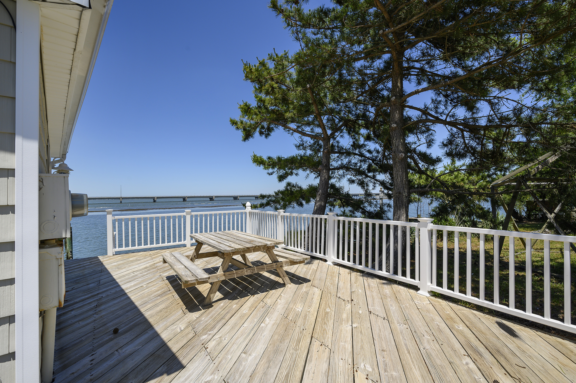 Community Picnic Area.