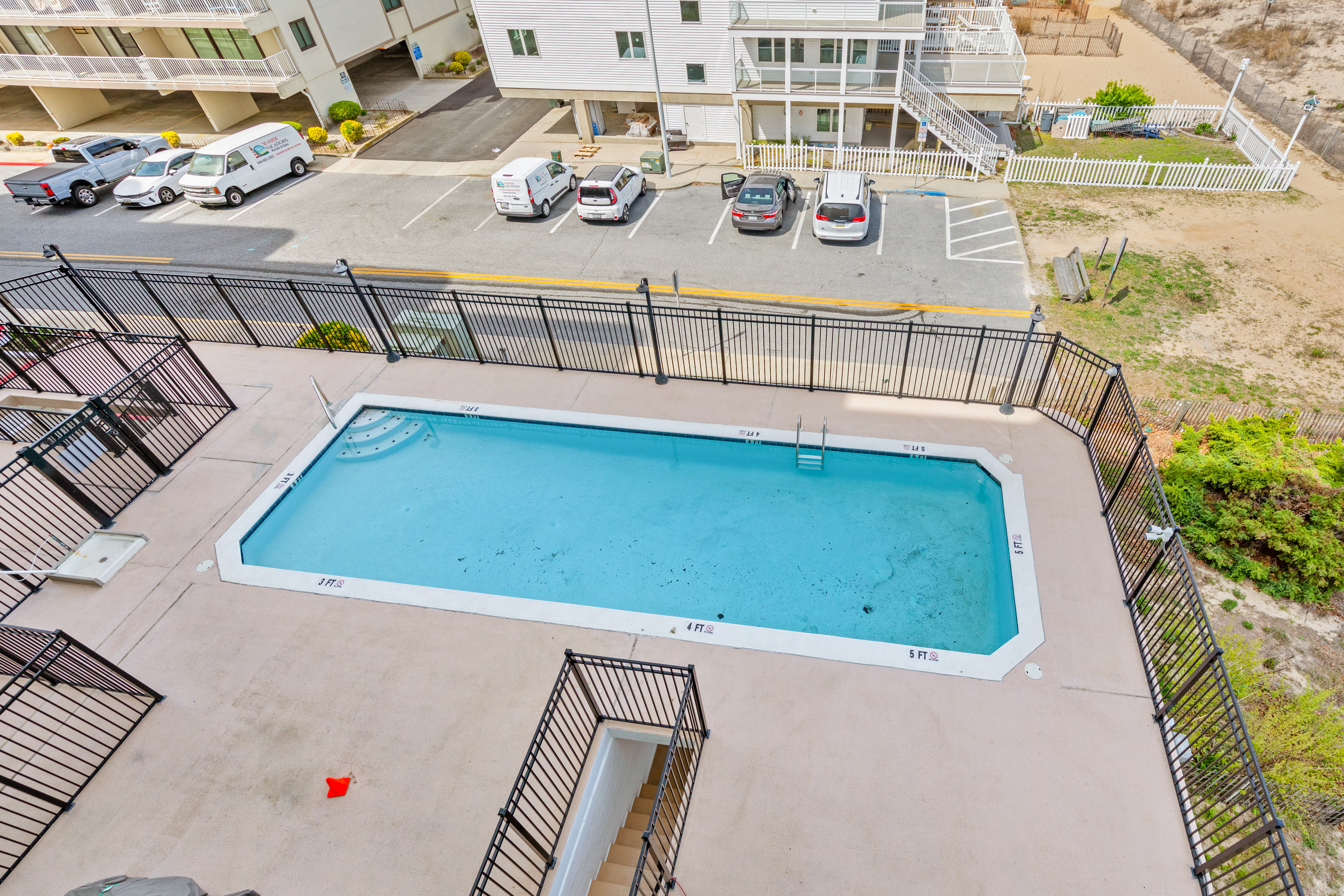 The Seasonal outdoor pool is sure to be a family favorite!