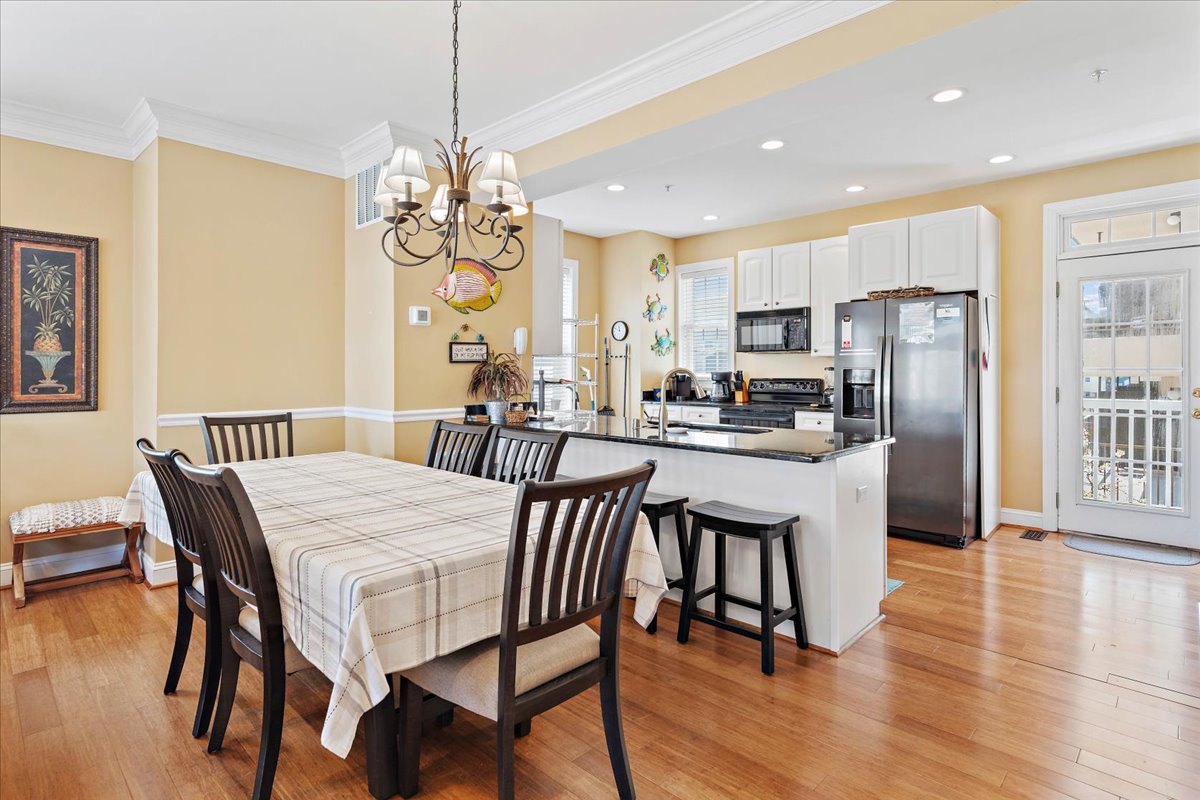 Whether your family is small or large there is plenty of room for everyone to sit and eat in the Dining Area