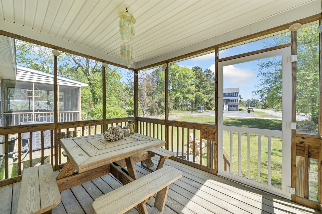 Enjoy Fresh Local Seafood on the Screened Porch.