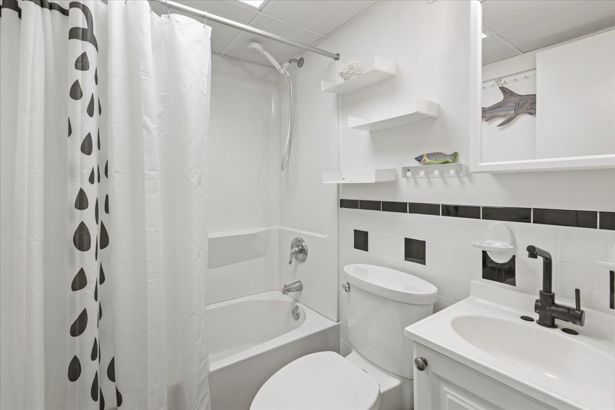 The Full Shared Bath offers a Shower/Tub Combo.