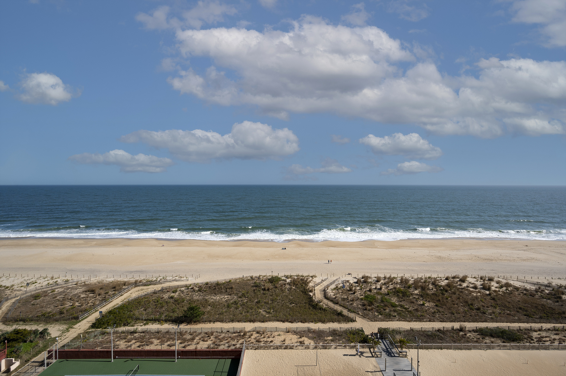 Only a few steps away before your toes are in the sand!