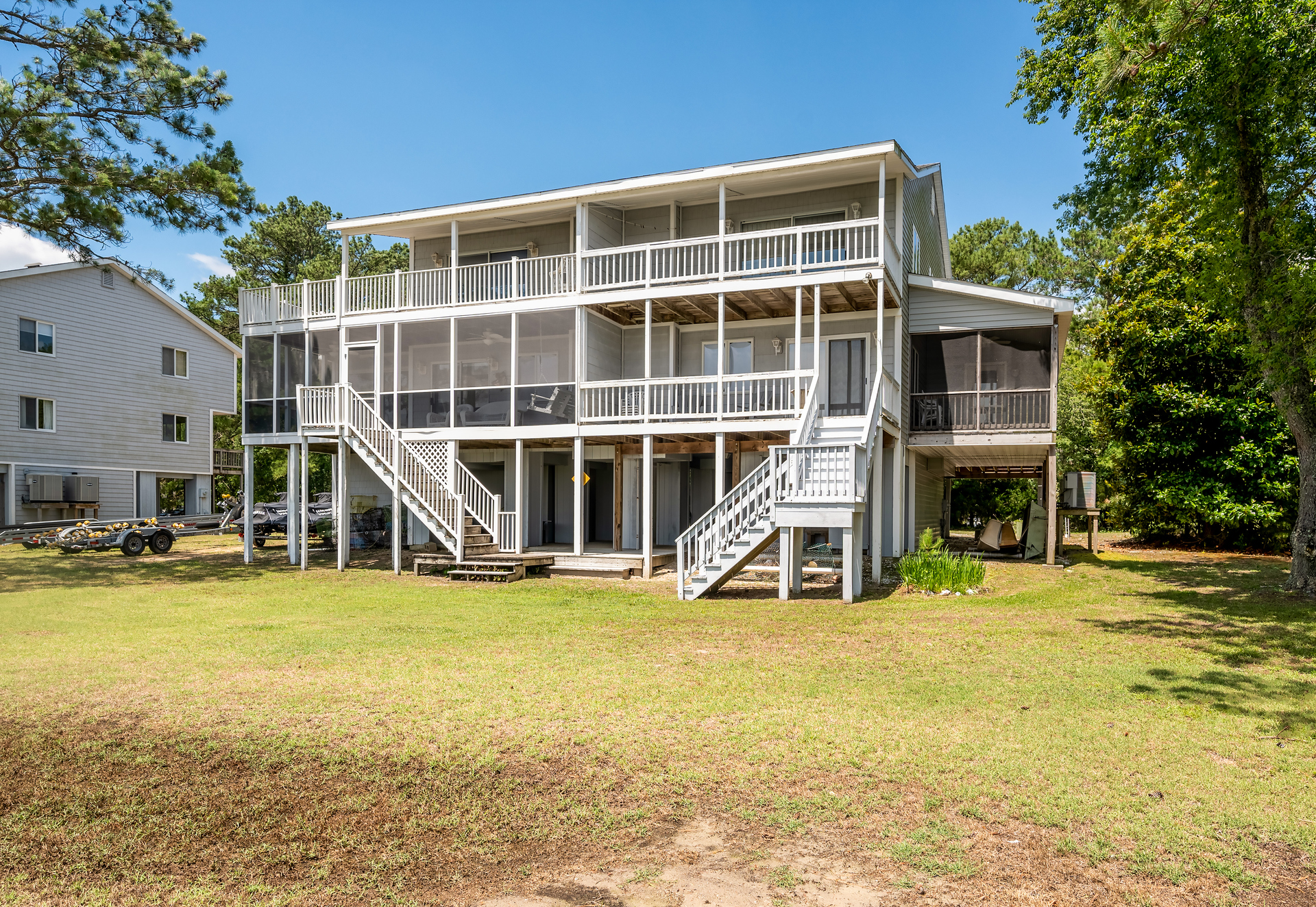 Plenty of room to run and play in this spacious Duplex.