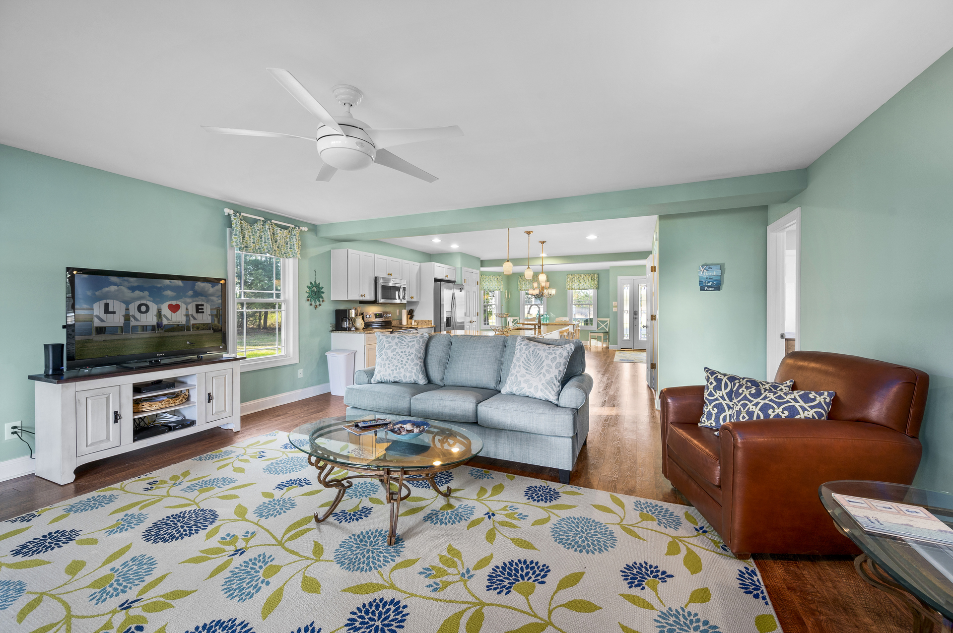 Barefoot Breeze is truly a breath of fresh air.