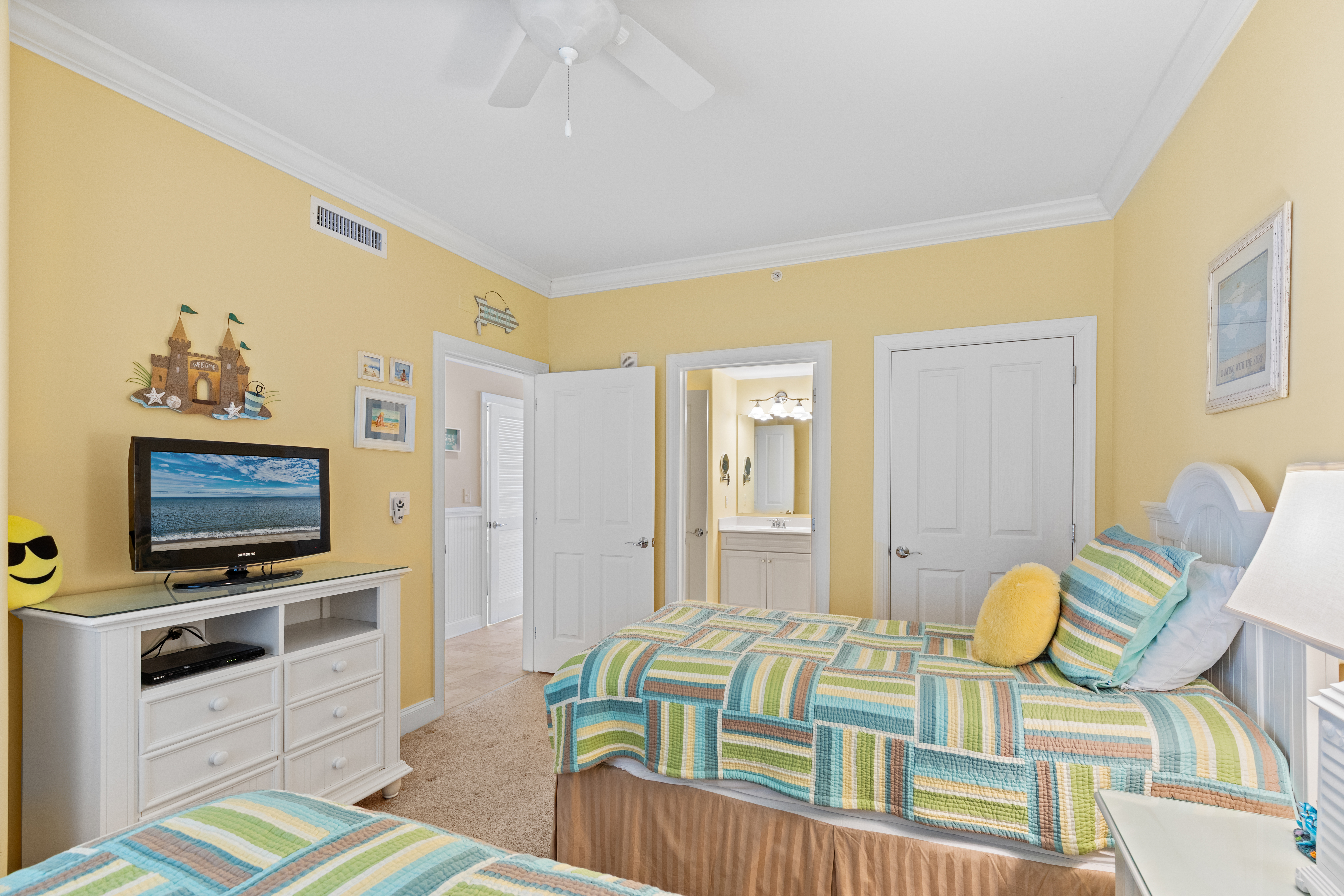 Belmont Towers 502 | Photo 30