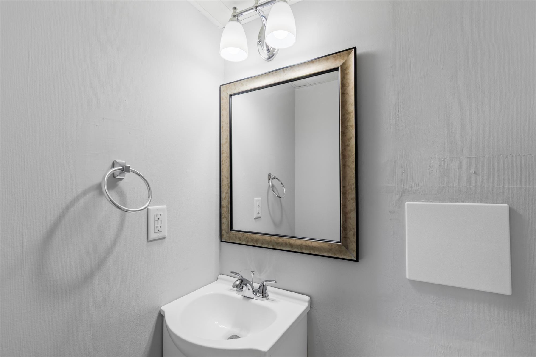 1-10002 Coastal Hwy #1105-18