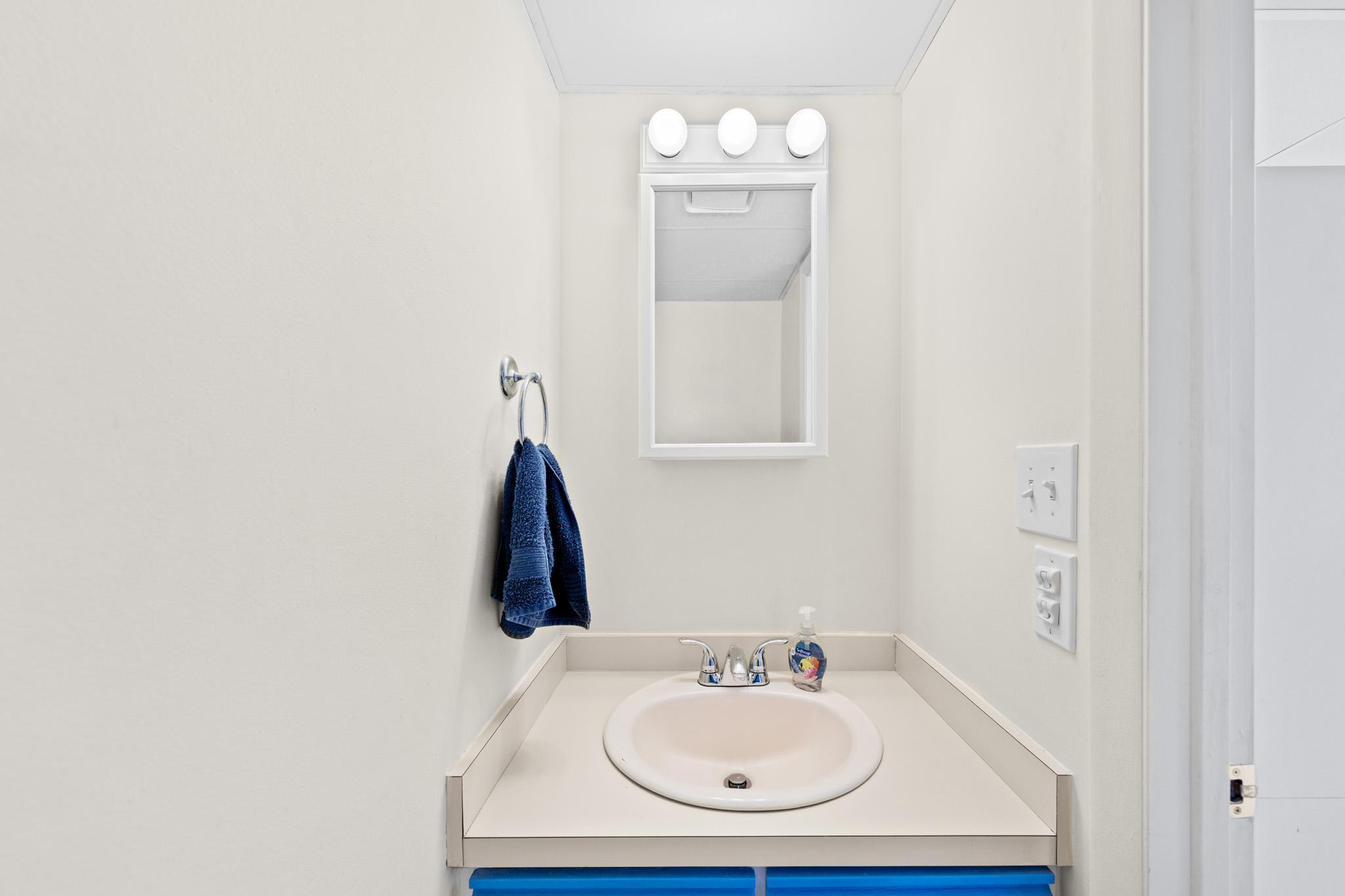 There is also a convenient Powder room located on this floor.