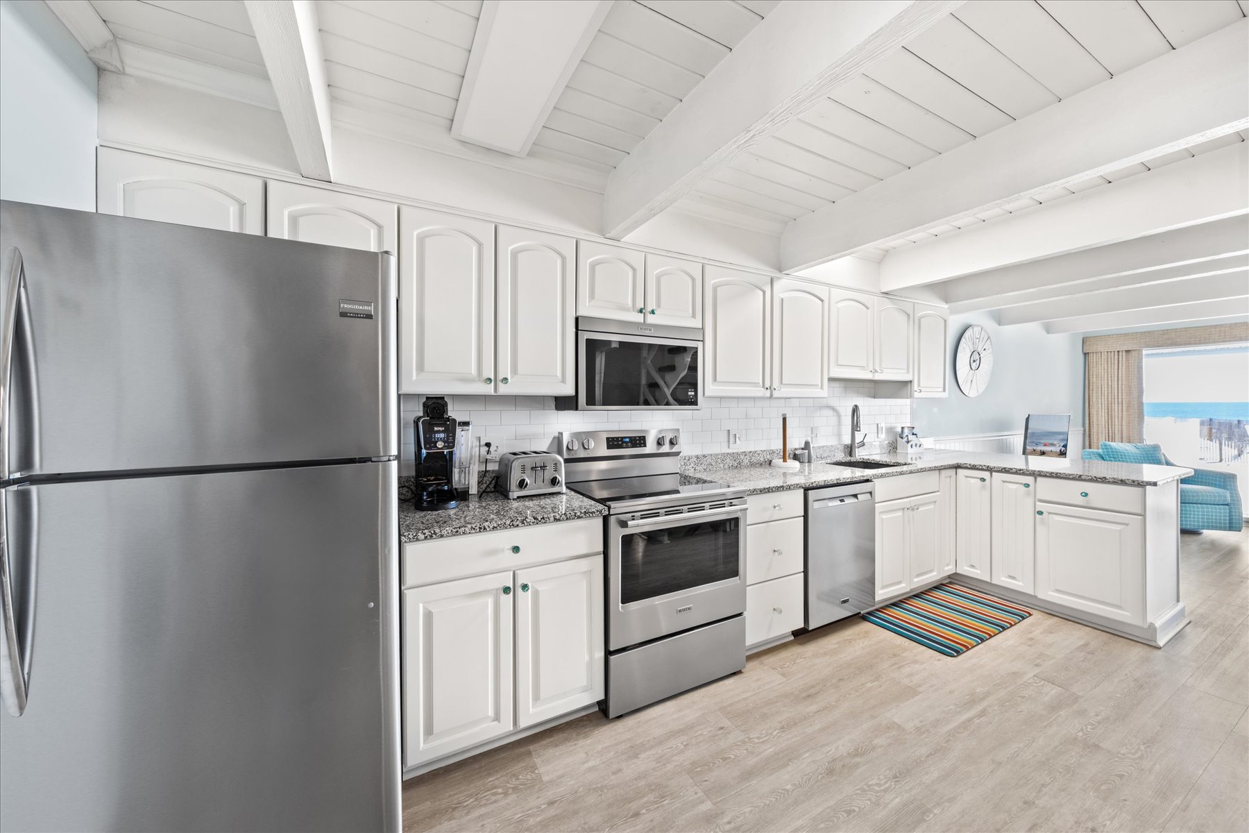 Plenty of room for meal and snack prep!