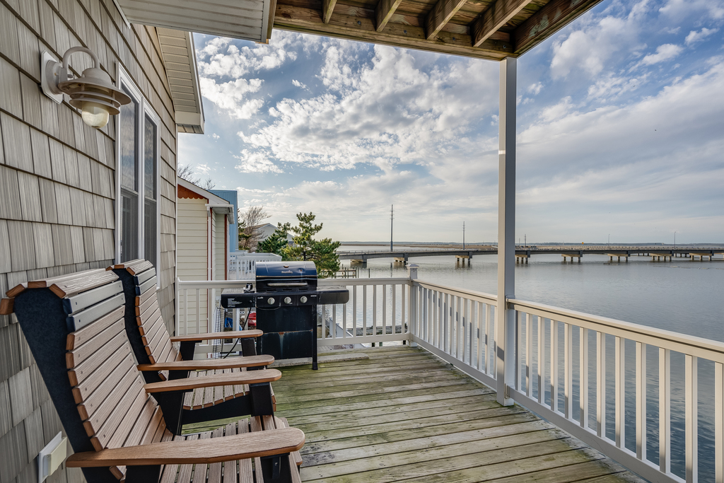 Enjoy a picturesque Chincoteague Sunset from the 2nd level deck
