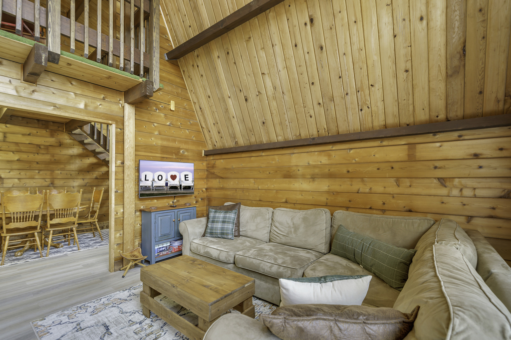 Enjoy Free WiFi and Flat Screen Streaming TV.