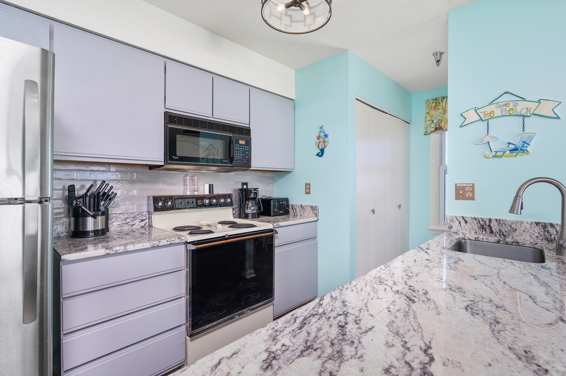 Well stocked to make meal time an ocean breeze.