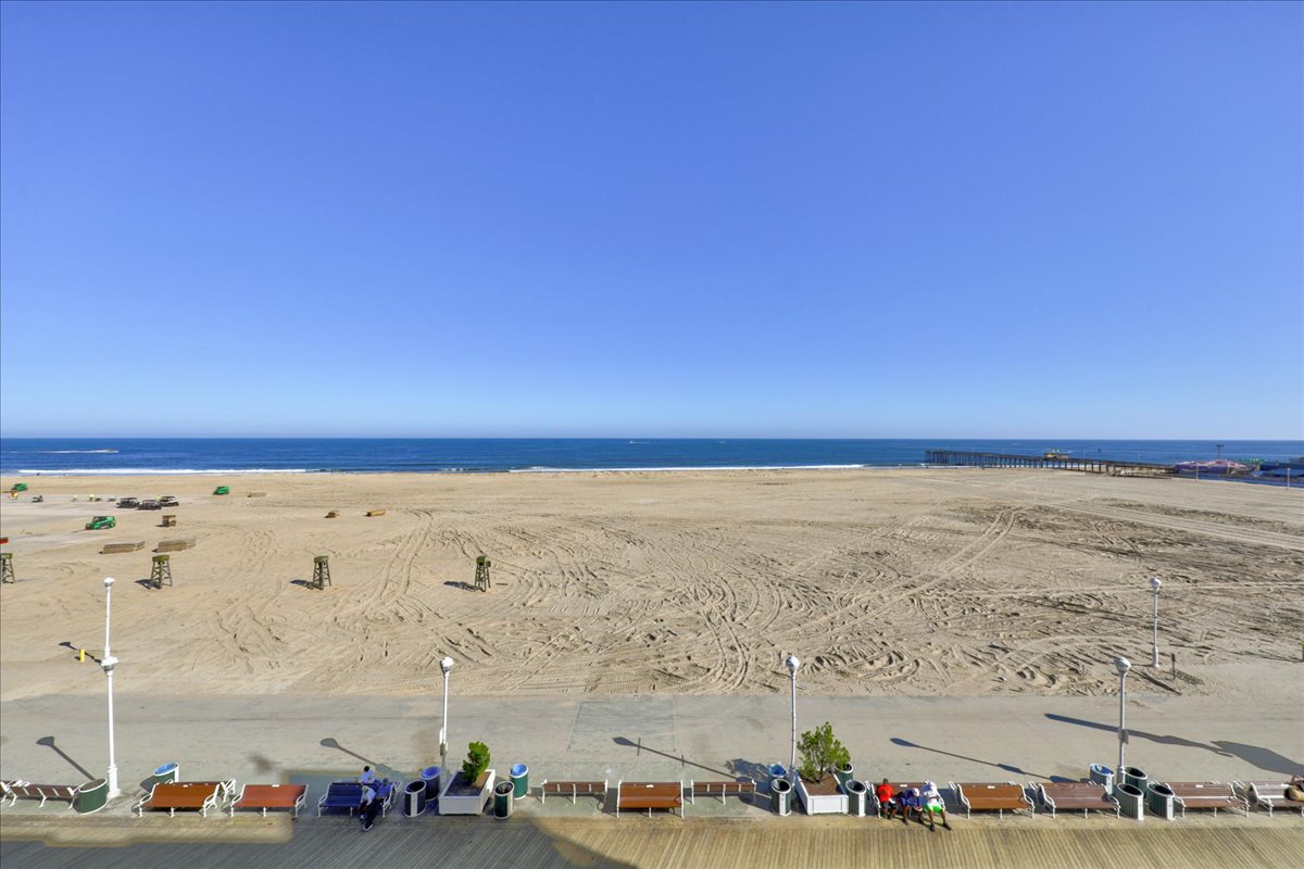 Located right on the Famous Boardwalk in OCMD!