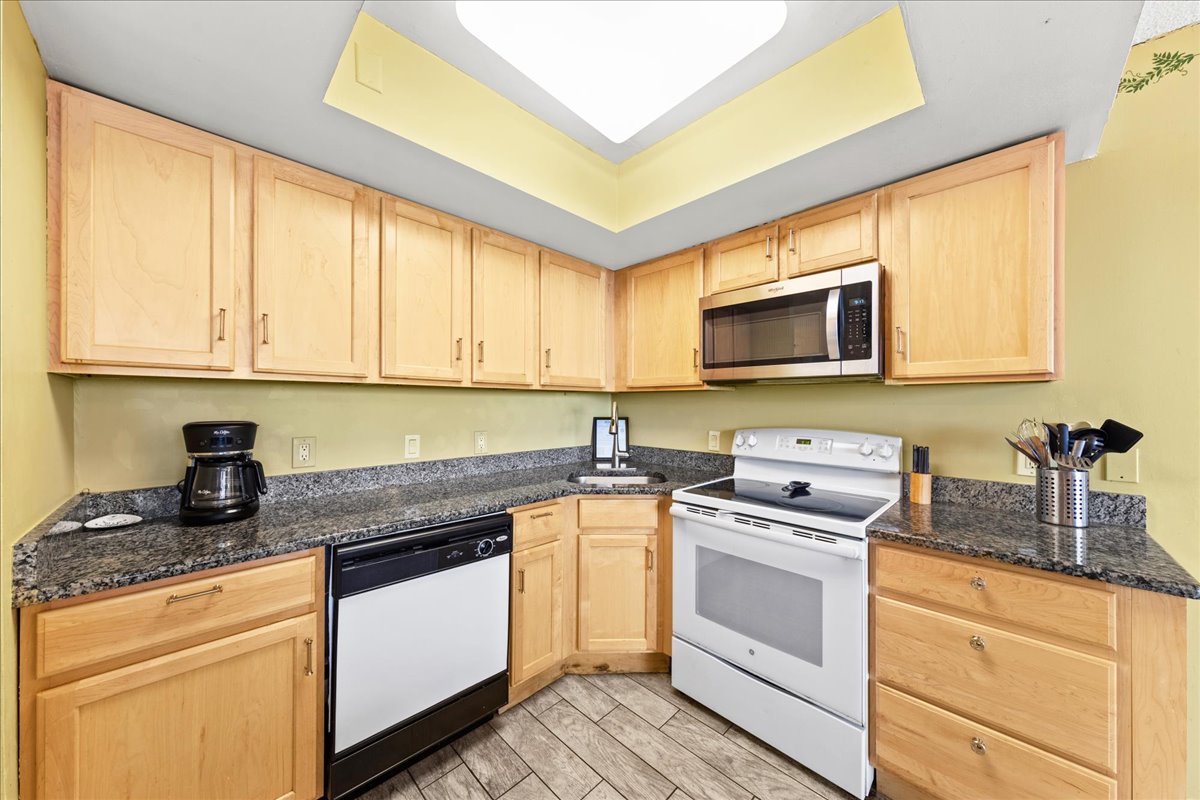 Well Stocked with everything you'll need to make mealtime a breeze!