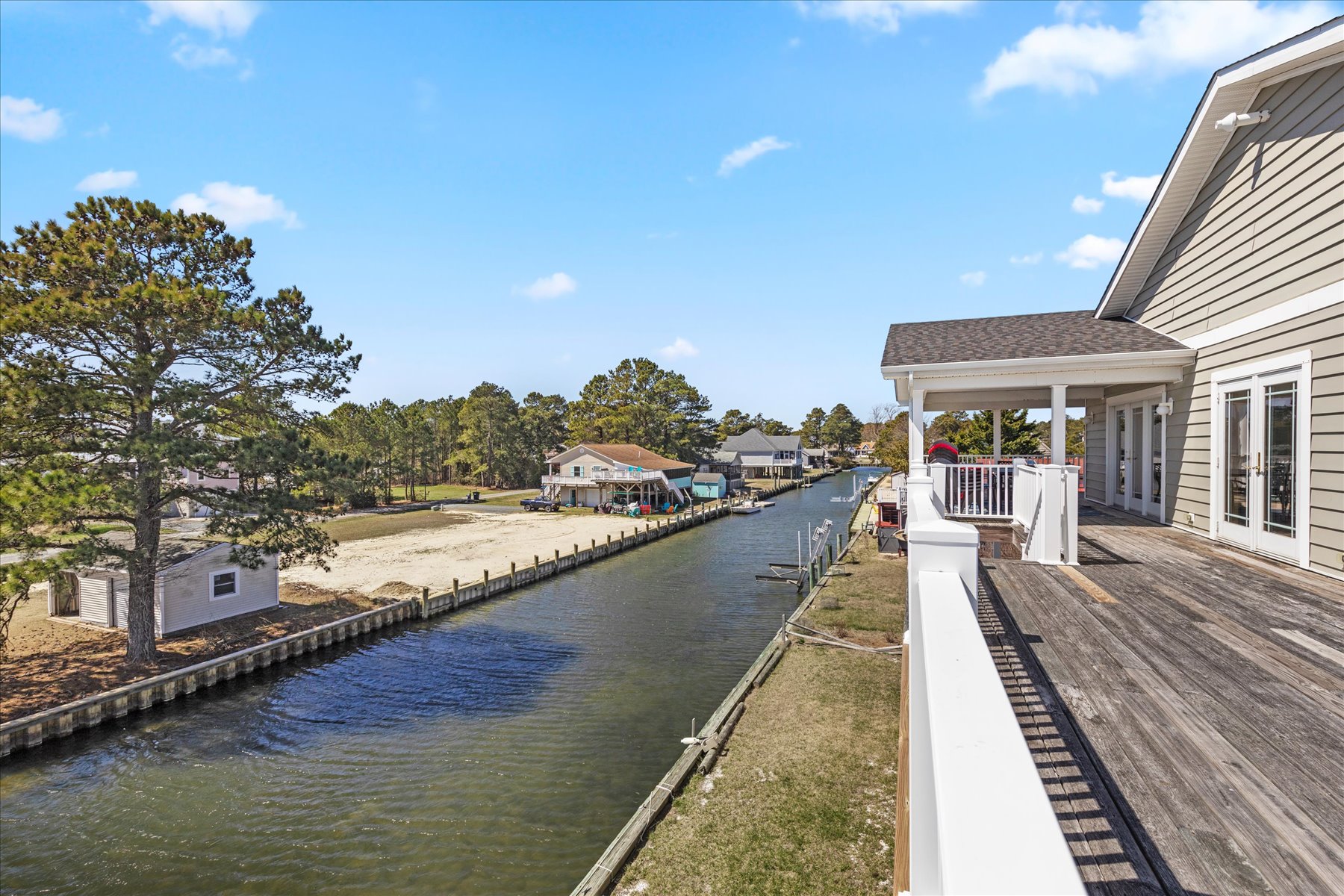 The kids will have a blast crabbing and fishing.