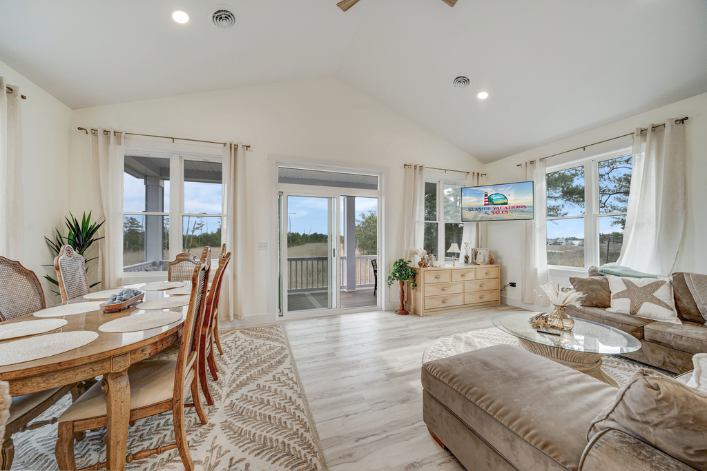 The Suncatcher towers above the rest in Oyster Bay II.