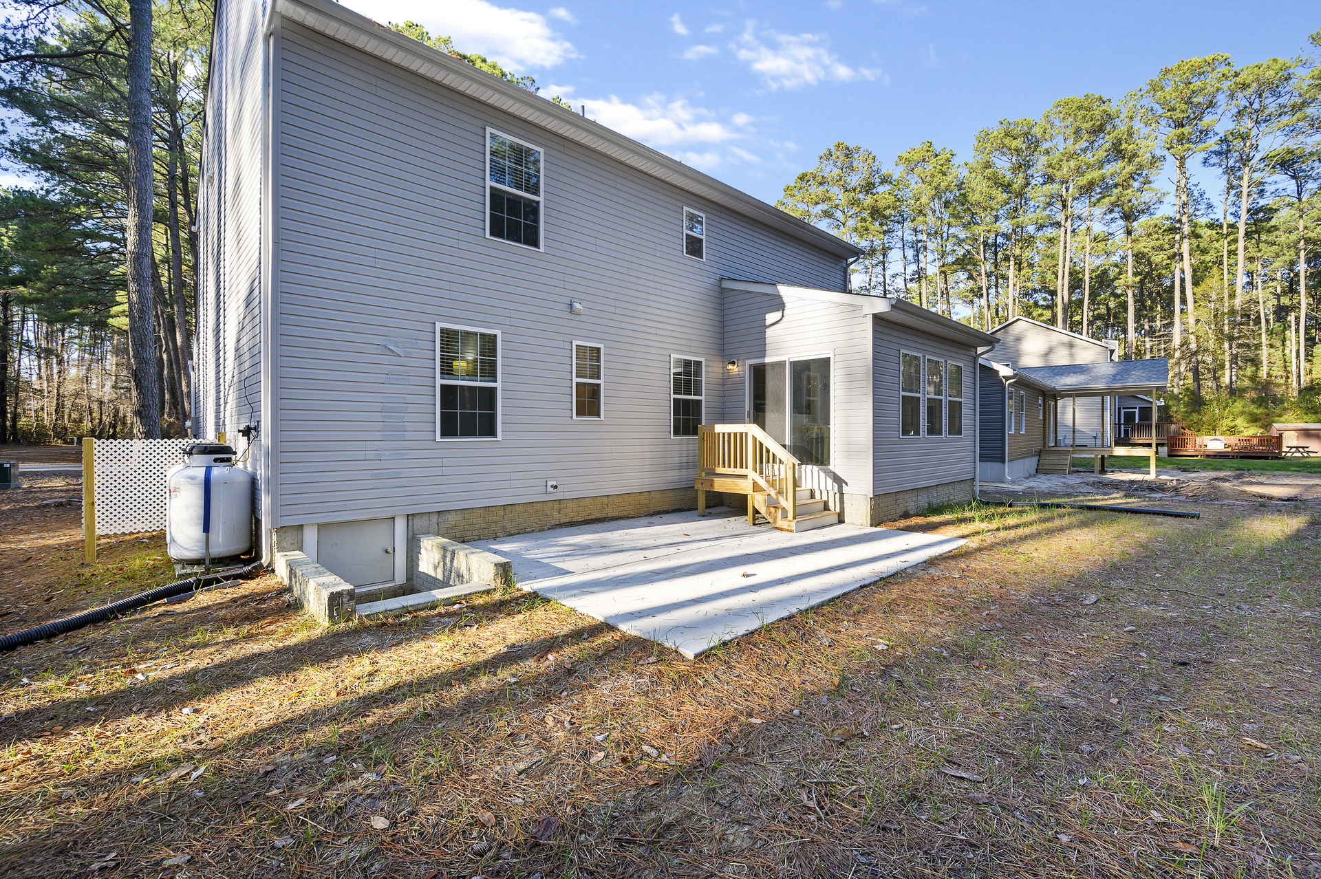 Back Patio will have a Gas Grill and Outdoor Dining Furniture.