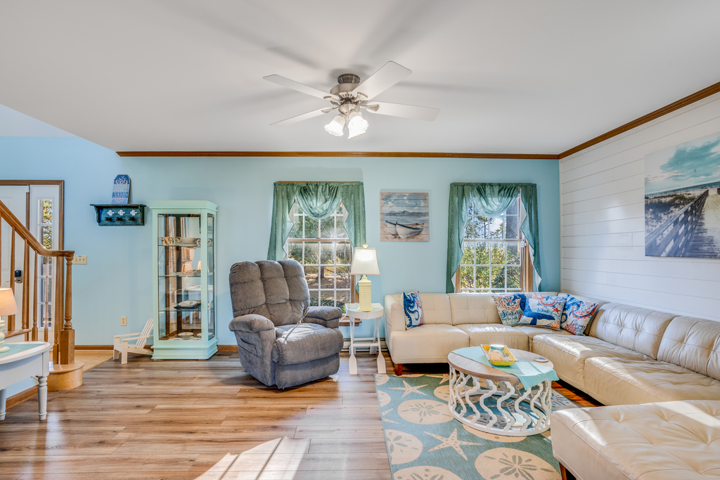 Plenty of room for all to spend time together without ever feeling crowded.