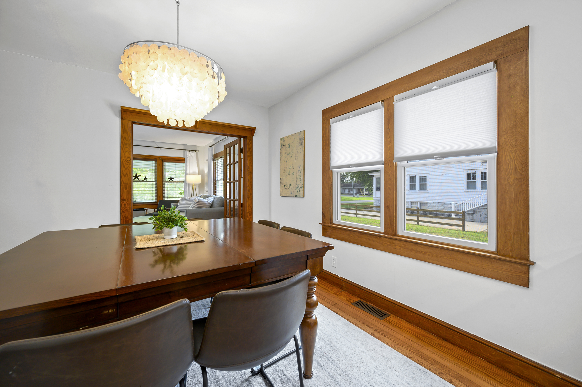 Just love this Chandelier.....