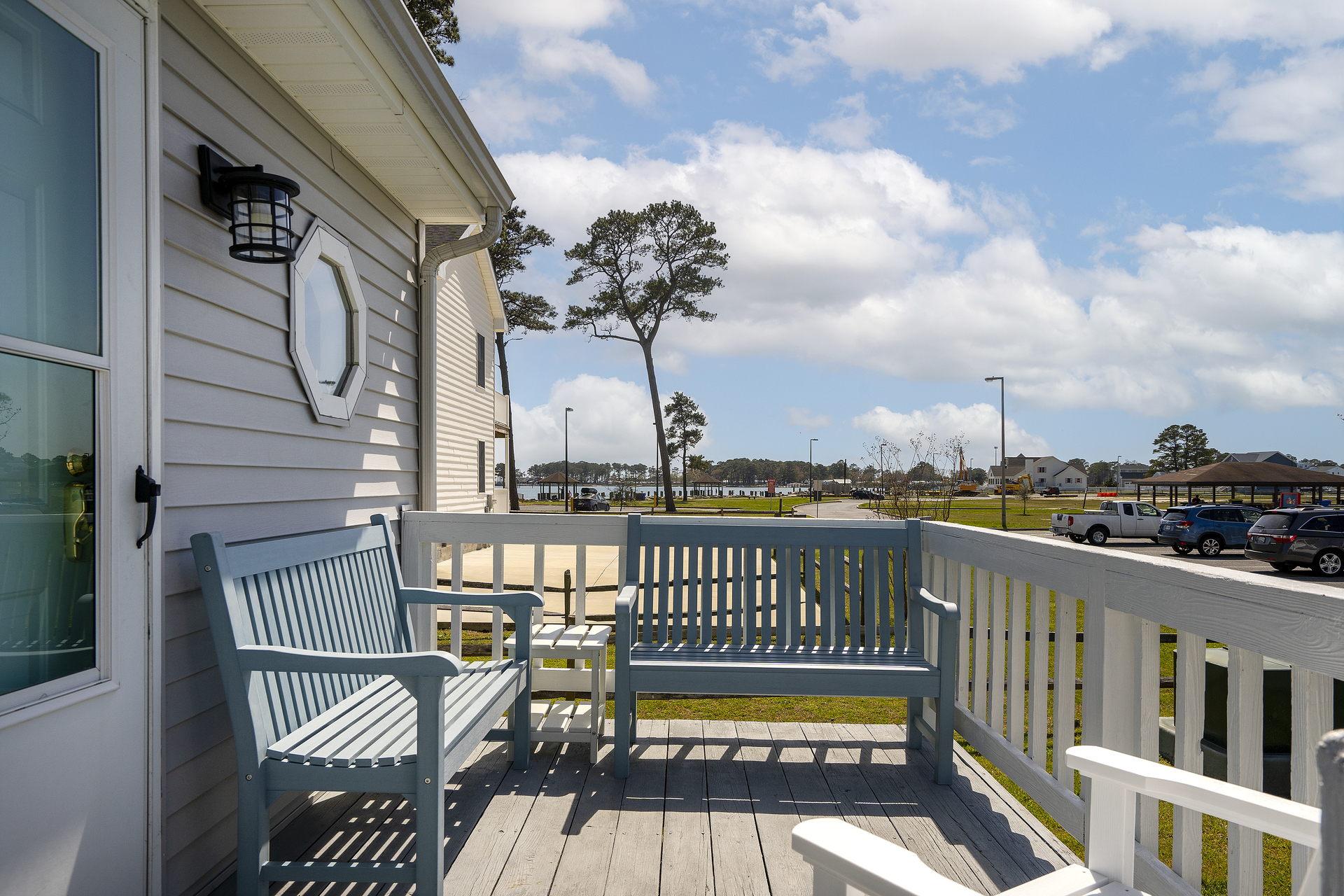 What a great place to enjoy your morning coffee.