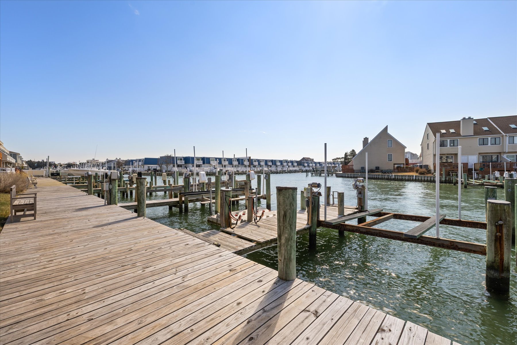 Family beach vacation is truly redefined at Runaway Bay 525!