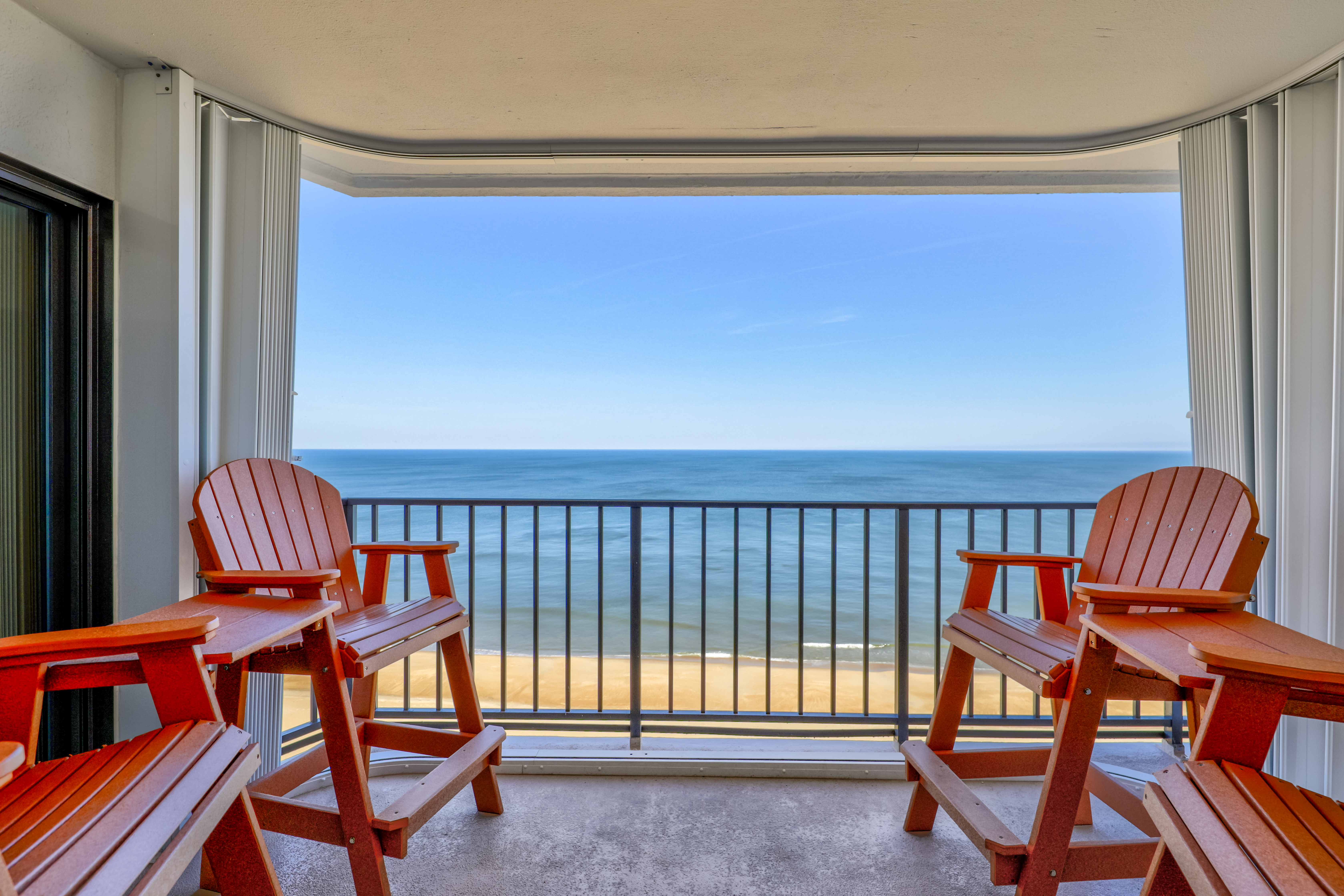 Sit back, relax and enjoy the Unrivalled Ocean Views of Plaza 1703