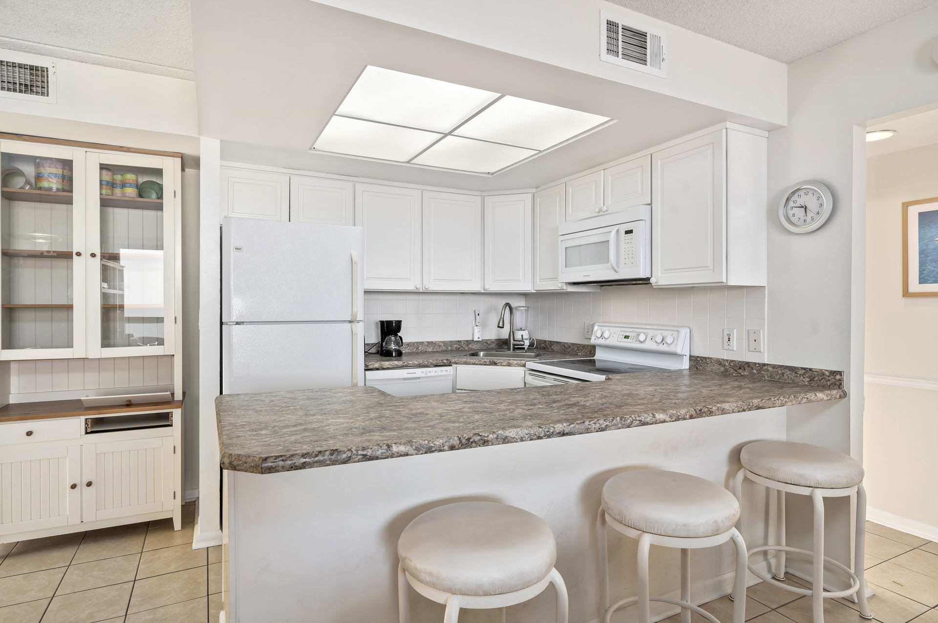 Grab a quick bite before hitting the Beach at the Breakfast Bar.