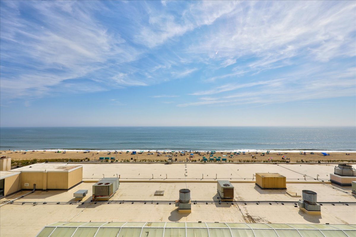 Enjoy all the Wonderful Amenities Carousel has to offer!