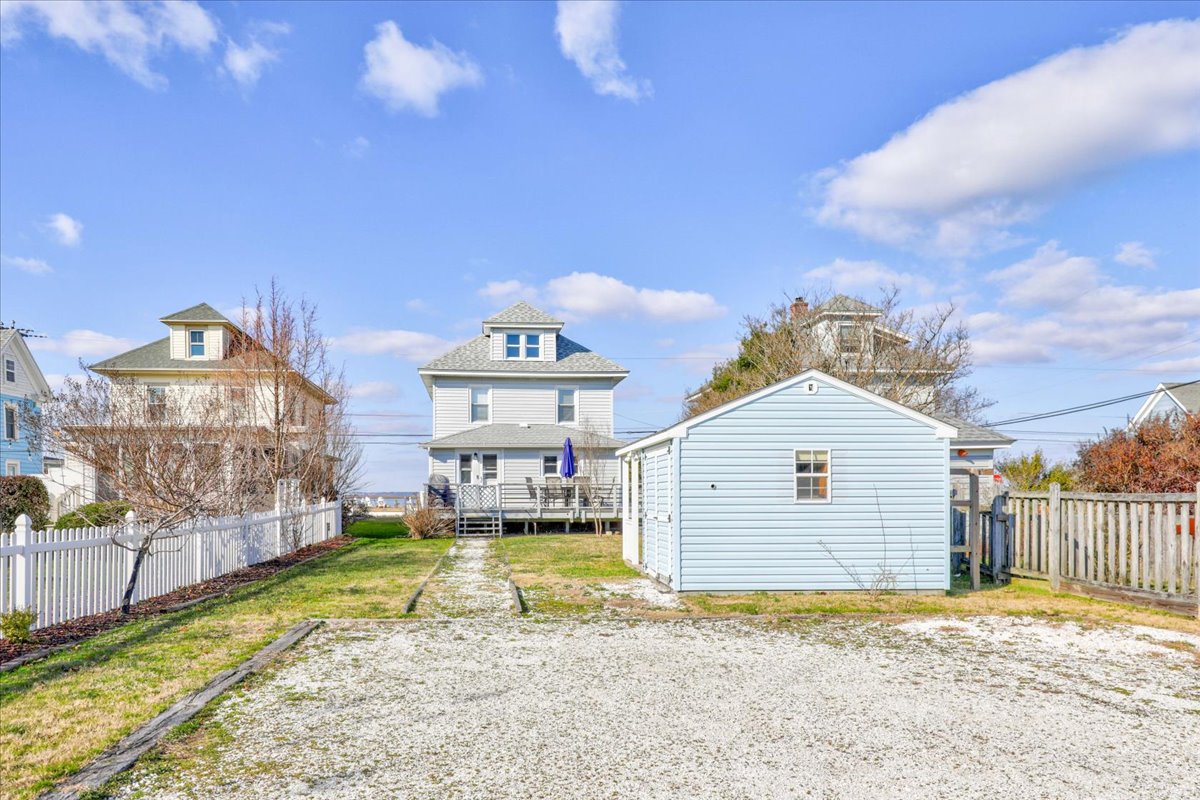 Plenty of Parking behind Waterfront Wonder.