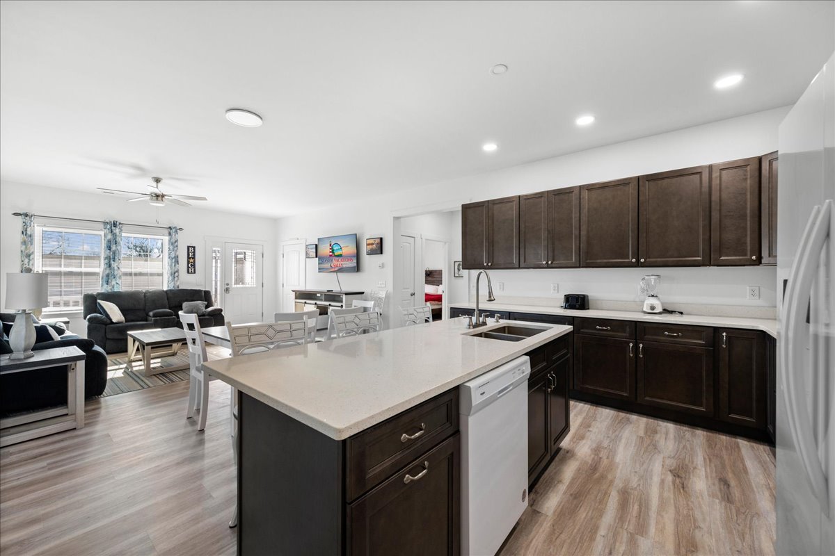 Lily Pad 2 is also Dog Friendly with a $100 Pet Fee!