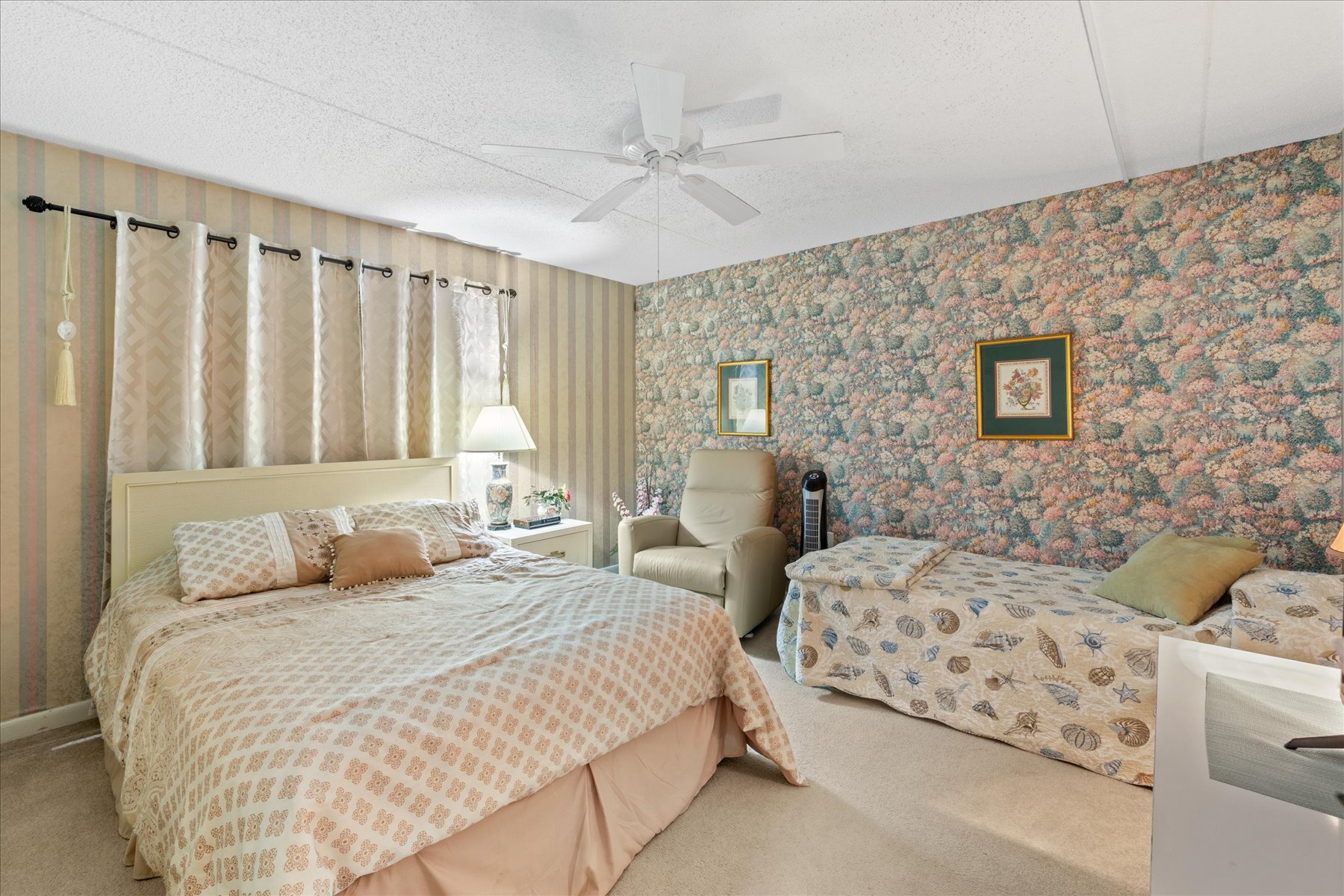 The 2nd Bedroom features a Full and Twin Bed!