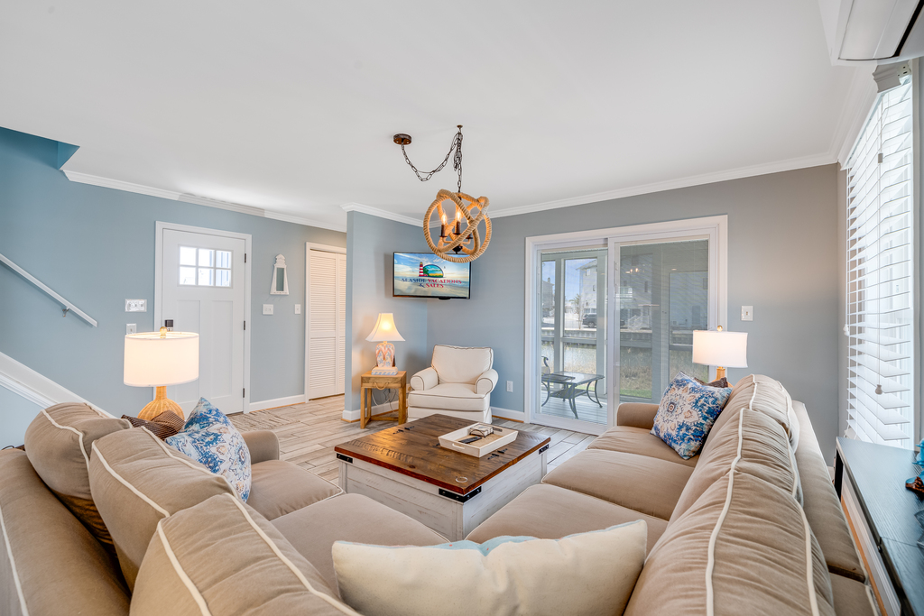 Cool down in the AC and enjoy a movie night on the flat screen TV!