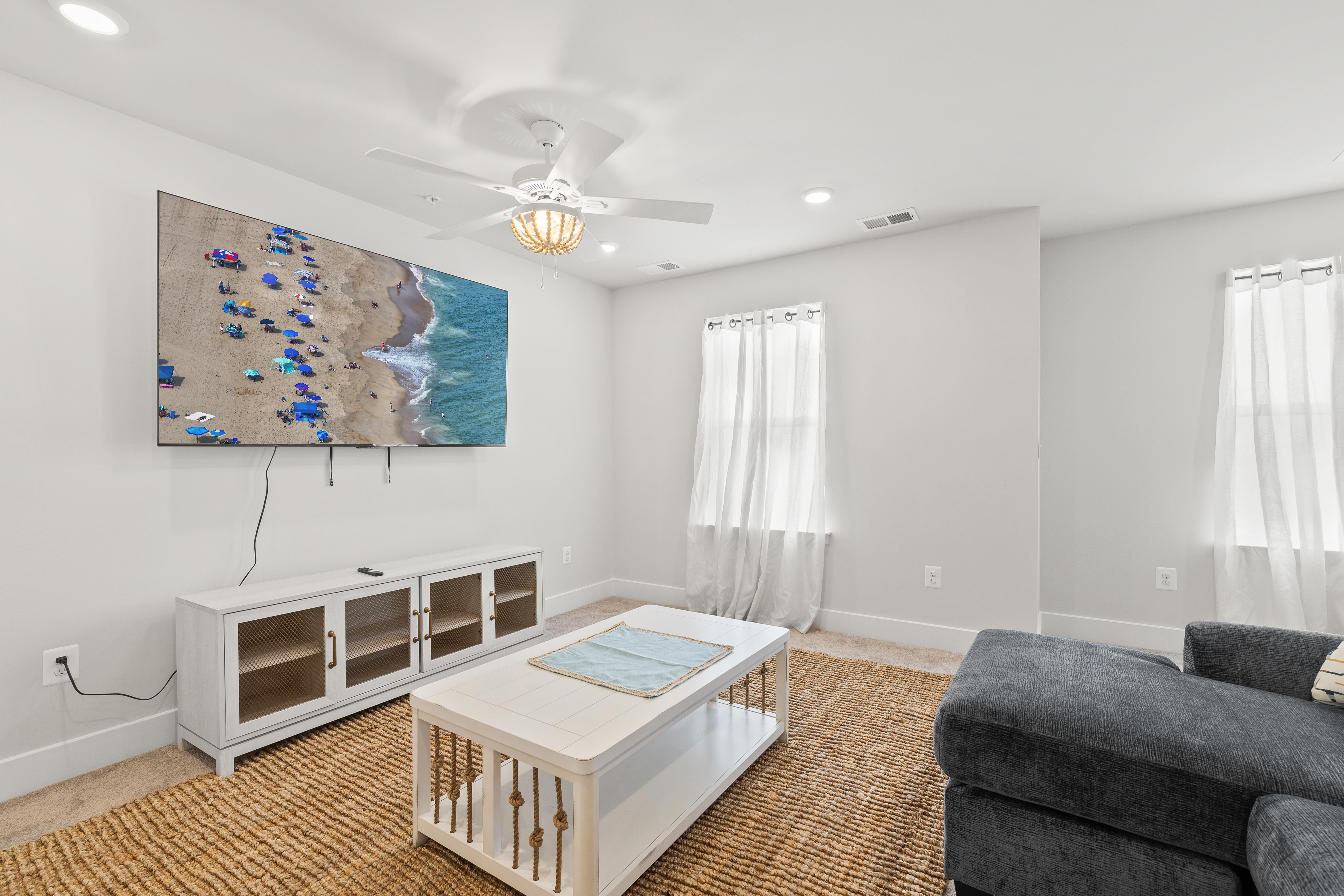 This room is perfect to relax and read or watch TV on the mounted flat screen.