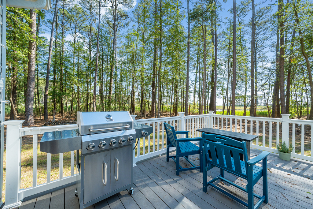 Whip up some cheeseburgers in paradise on the gas grill.