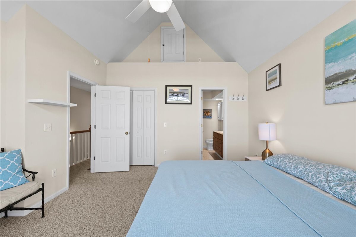 A relaxing Retreat with amazing Bay Views.