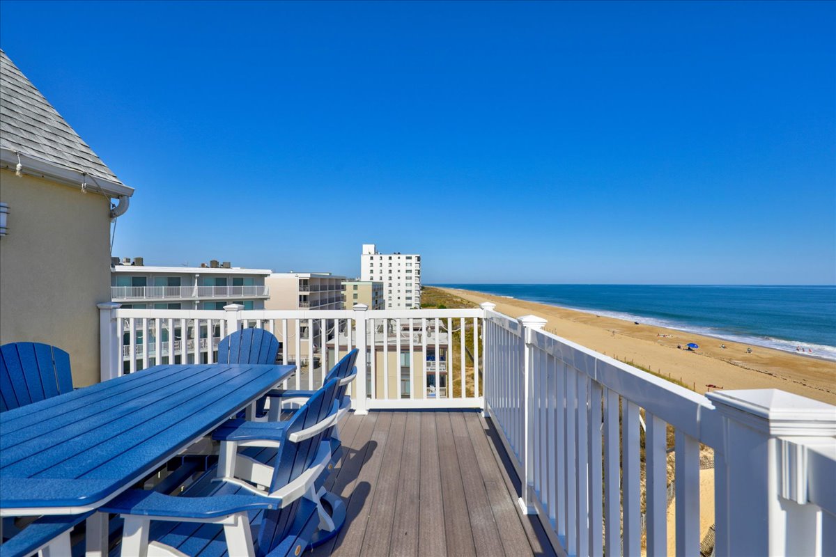 El Marlyn 3- High tides and good vibes!