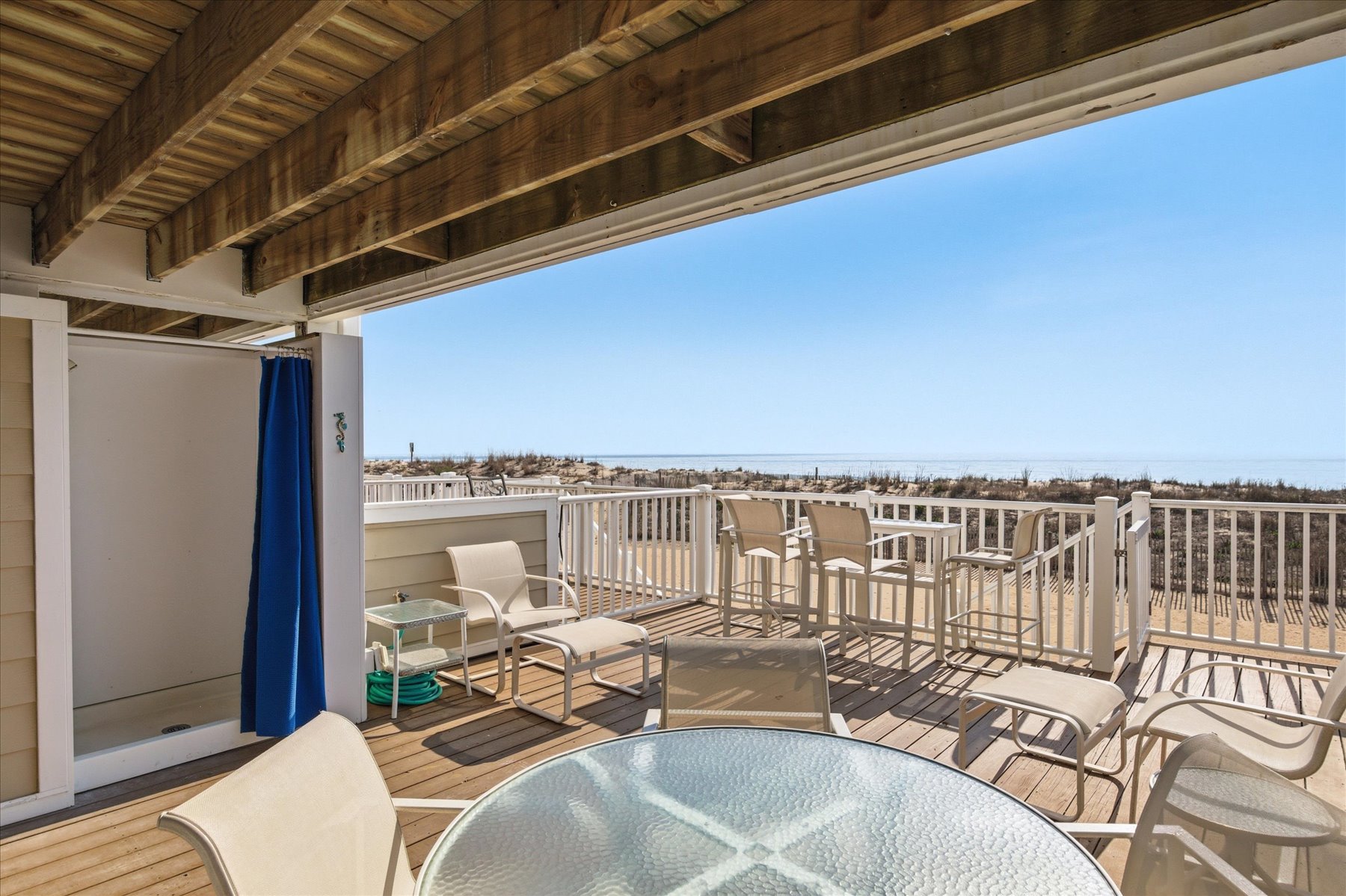 . This Deck is furnished with 2 tables and plenty of seating for everyone!