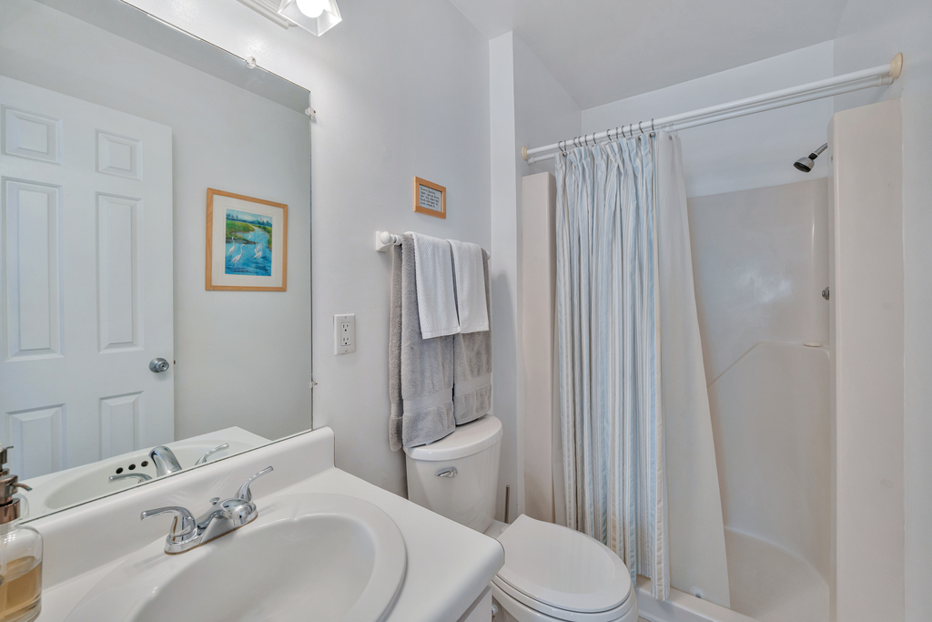 Attached Full Bath 2 is part of Bedroom 2.