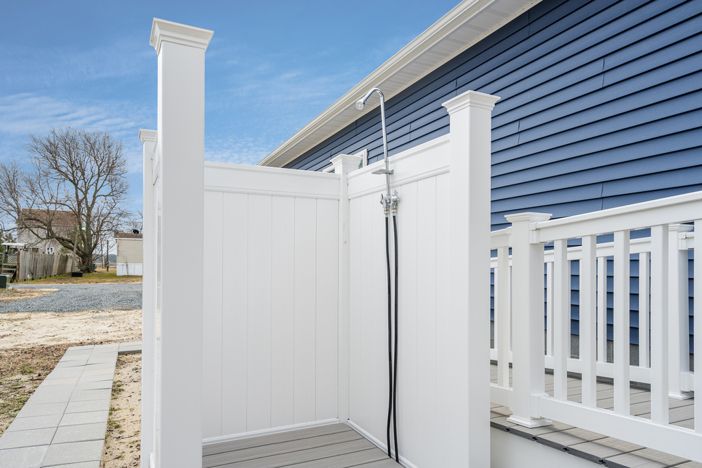 Rinse off after the day at the beach at the Outdoor Shower
