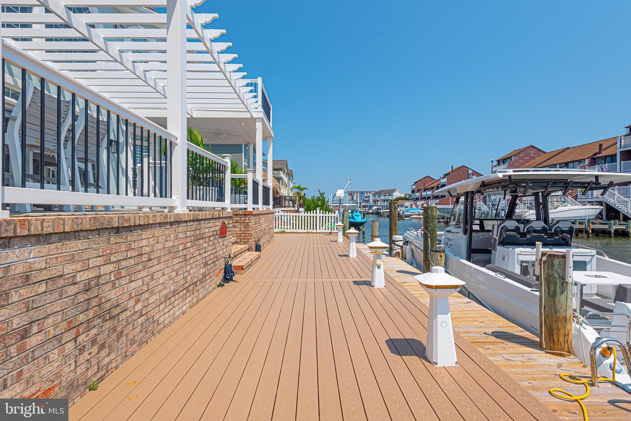 The perfect space to enjoy the Sunsets!