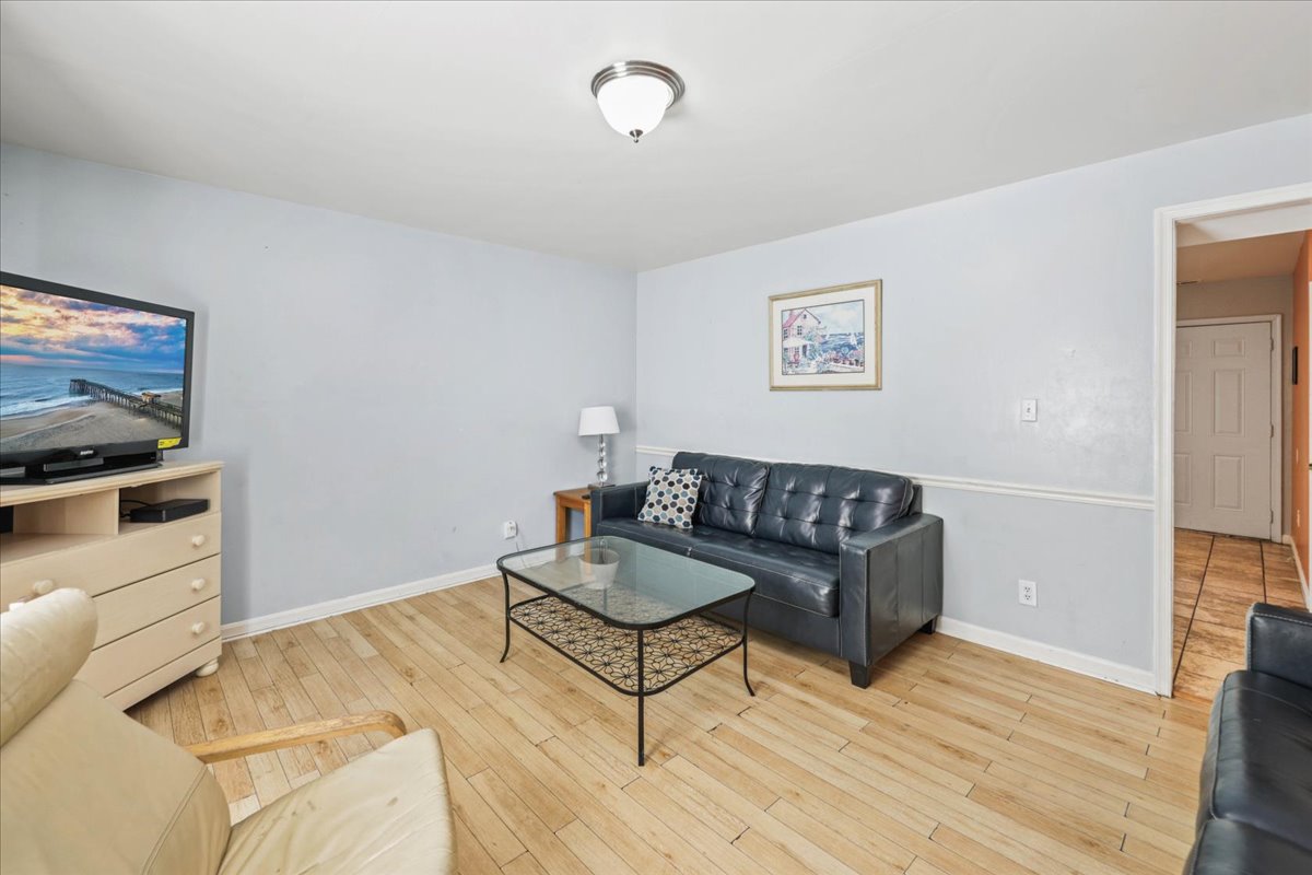 Plenty of space for the entire Family to Reconnect!