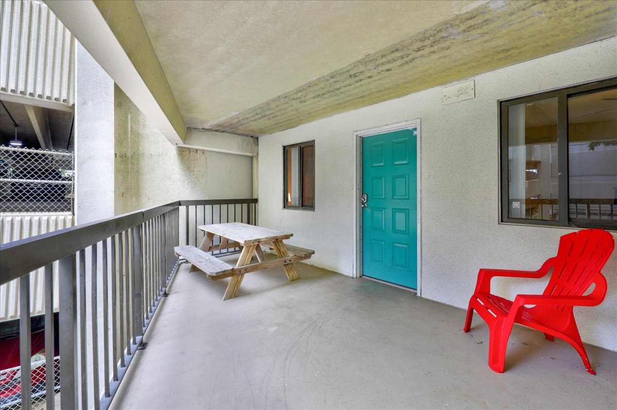 Sit out and enjoy the Warm Ocean Breeze!