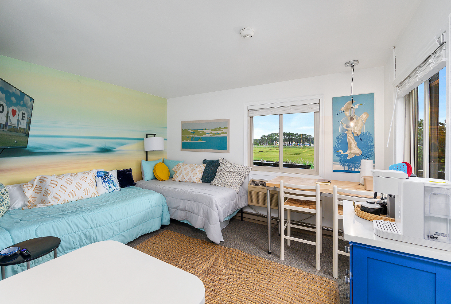 Can be used as Living Area for 2 or Bedroom to sleep 4 in all.