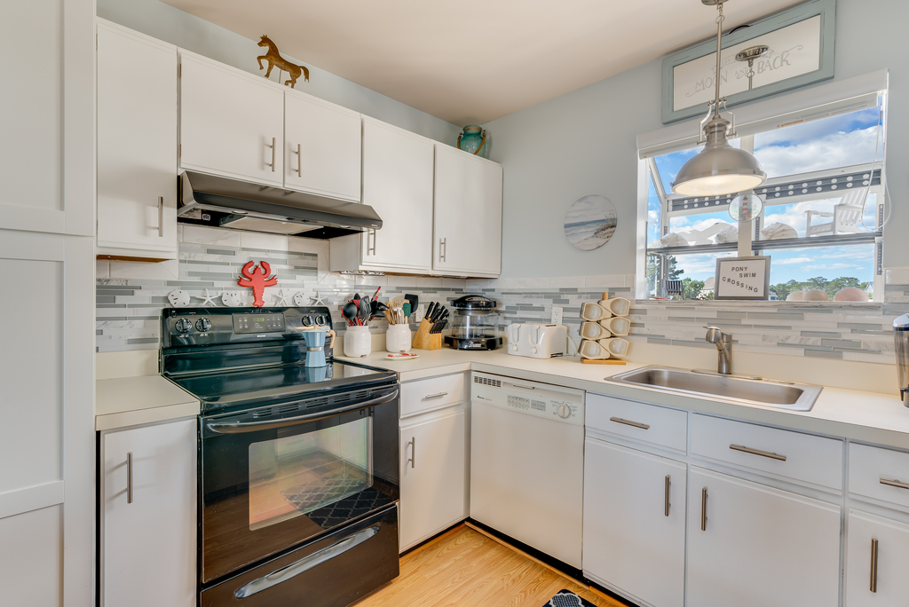 Grab a quick bite before hitting the Beach, and save tons of $$ not eating out everyday.