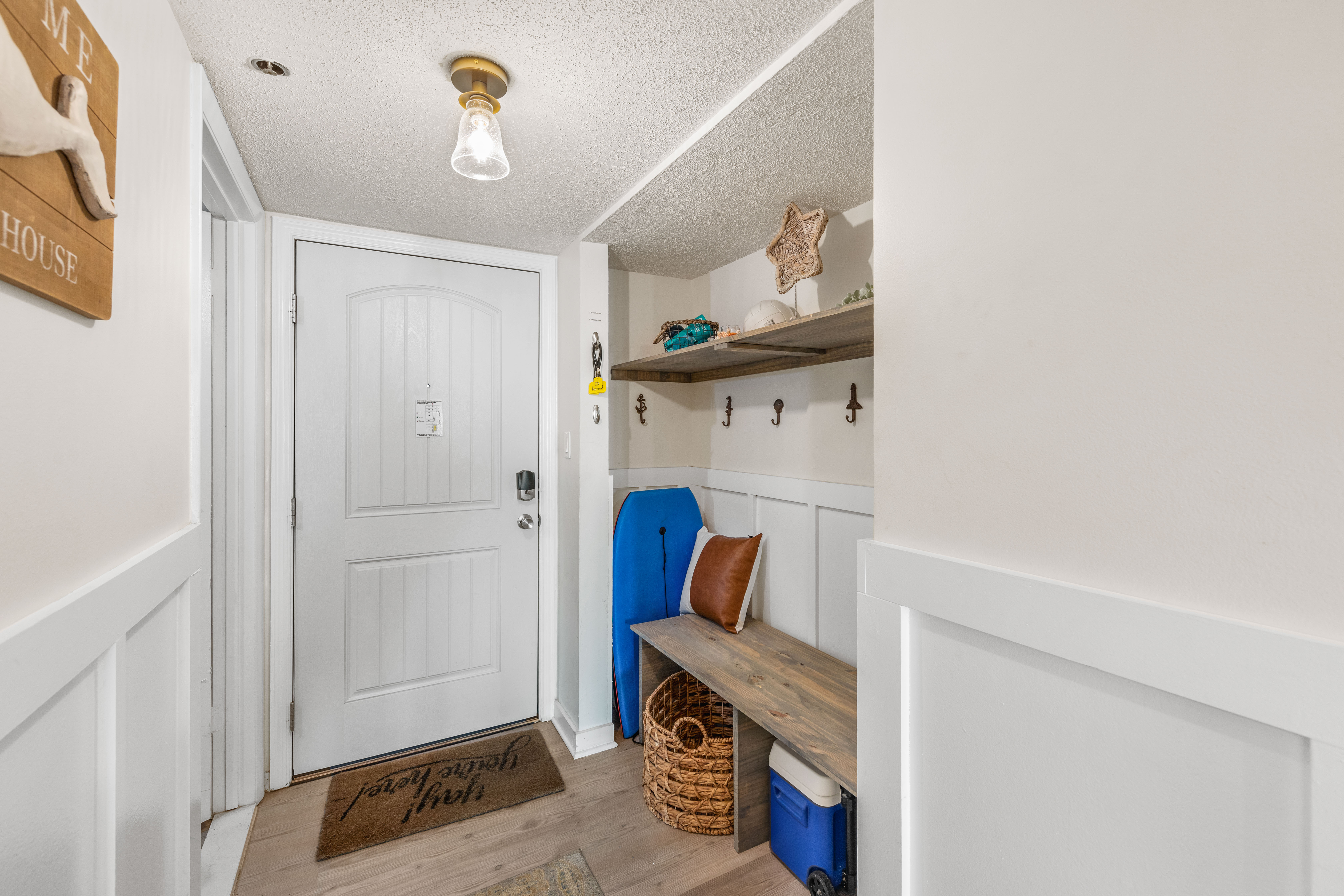 Kick off your Flip Flops and let the Family Fun Begin!