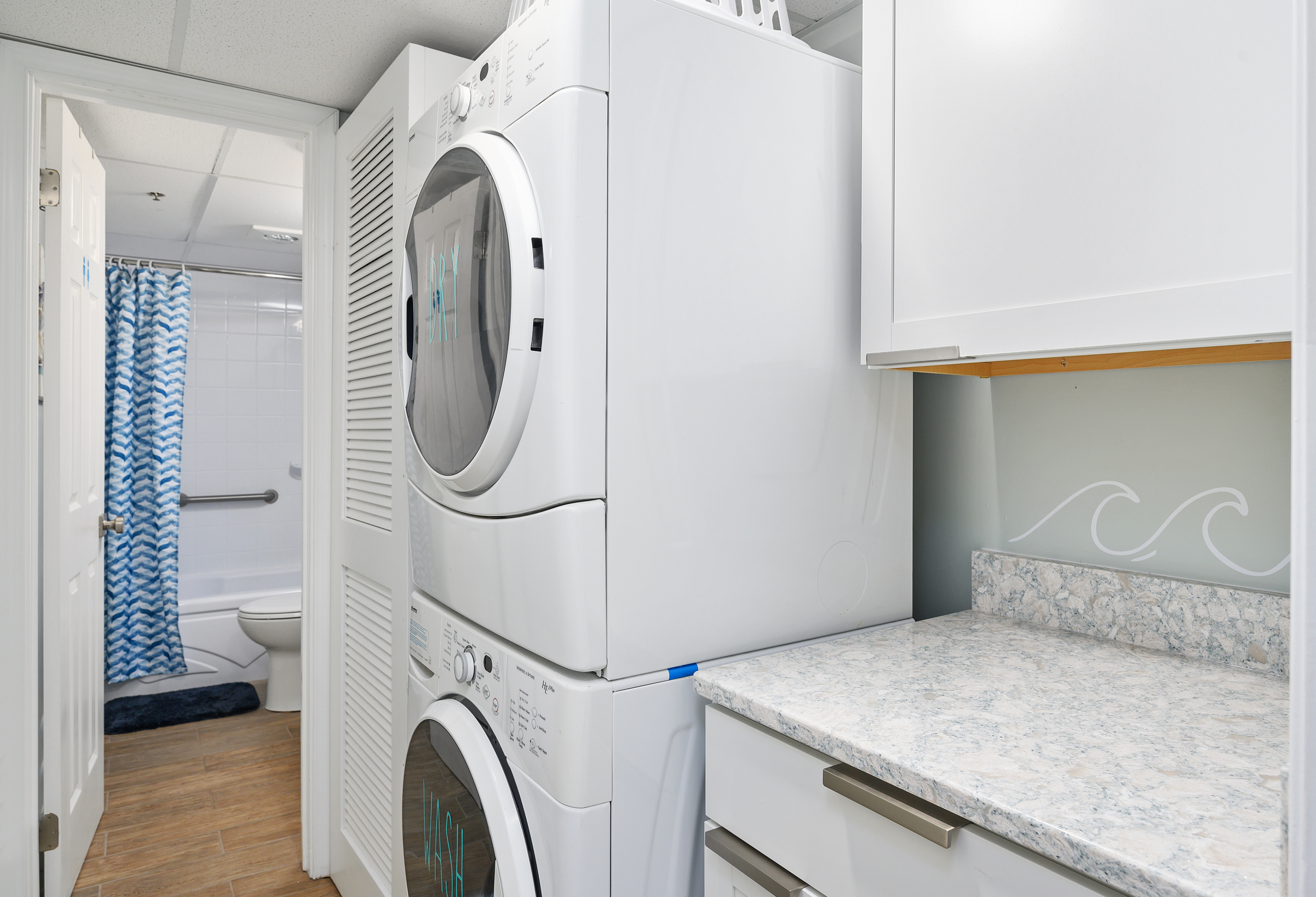 For added convenience, you will love having the full size washer and dryer right in the condo!