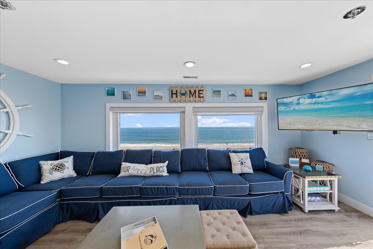 The entire family will be able to cozy up on this giant couch!