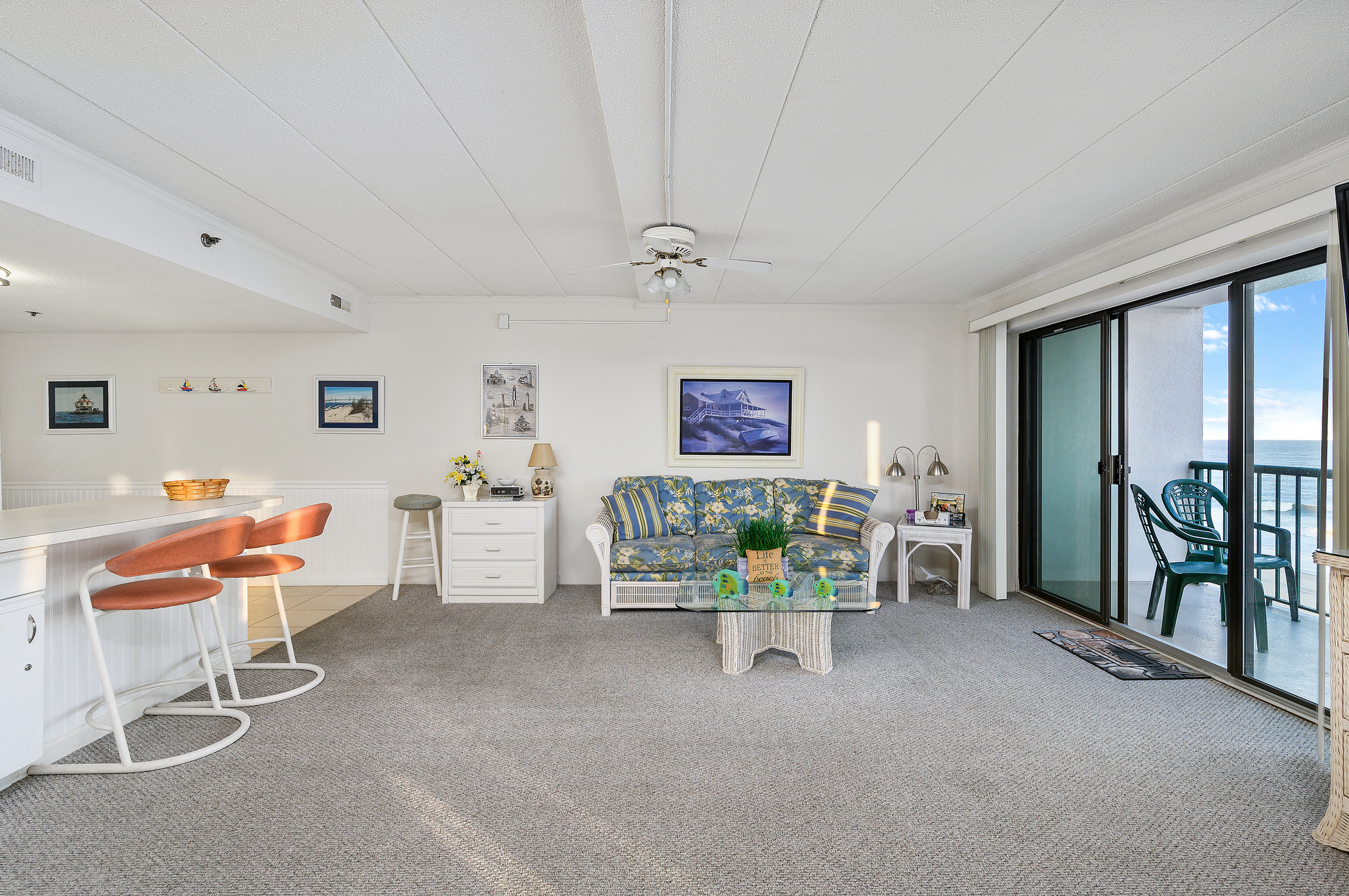 Everyone can spread out, enjoy the AC and watch a movie or play a board game in the extra large living room!