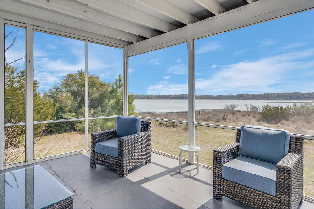 Dining Al Fresco with a Bay View is always such a treat!