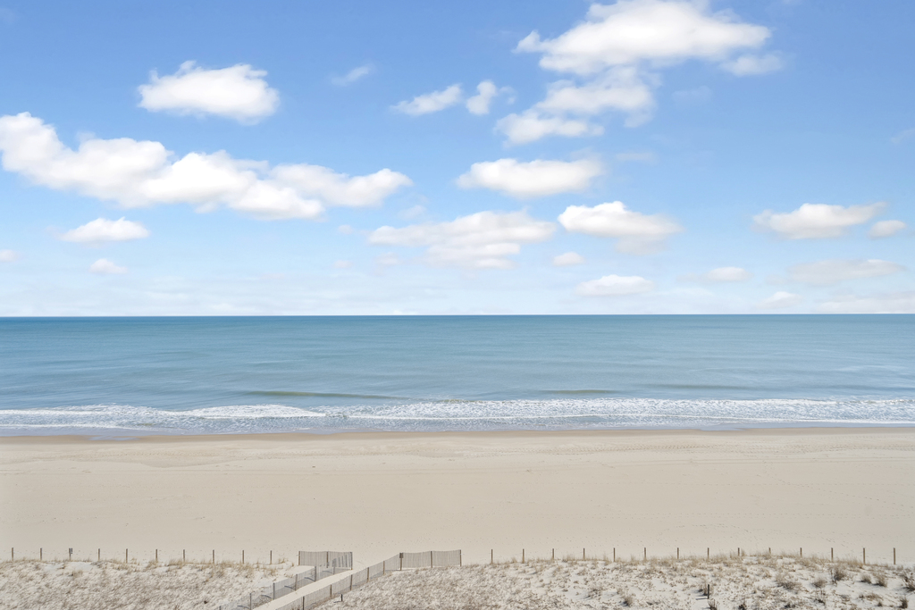 Sea Gate 704 - Catch the Sunrise over the Ocean Every Morning!