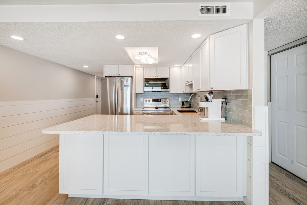 Ample counter space to make and pack your favorite Beach snacks.